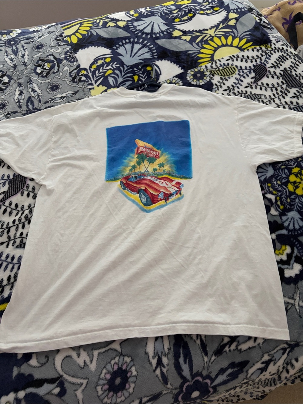NWOT Official In-N-Out California White Short-Sleeve T-Shirt - Picture 4 of 6